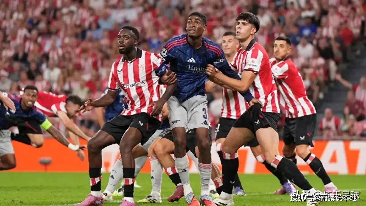 萨拉赫无缘利物浦欧冠名单，斯洛特称俱乐部必须作出回应；此前萨拉赫因未首发炮轰球队