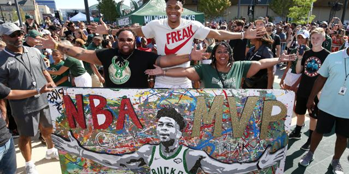 李斯丹妮安崎复刻兰花草蔷薇骑士名场面