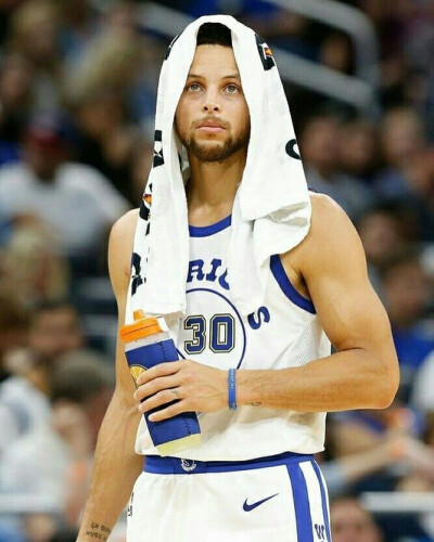 意甲｜蓝鹰大胜蒙扎重返前四 拿波利连续8轮不敗