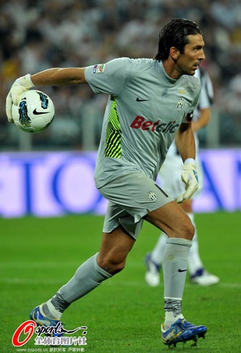 中职球队球迷回馈活动举行