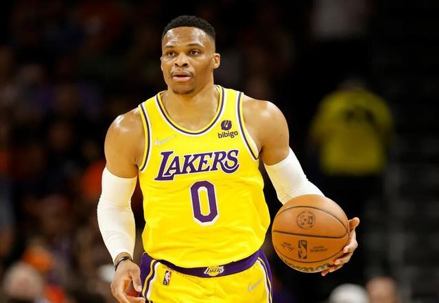 非洲杯再次爆发争议判罚，引球迷不满