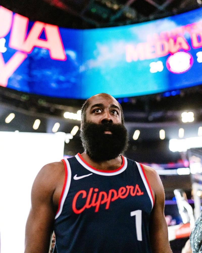 平紫百合！阿莱格里：我们再次犯错 还需要大约36分来争欧冠资格