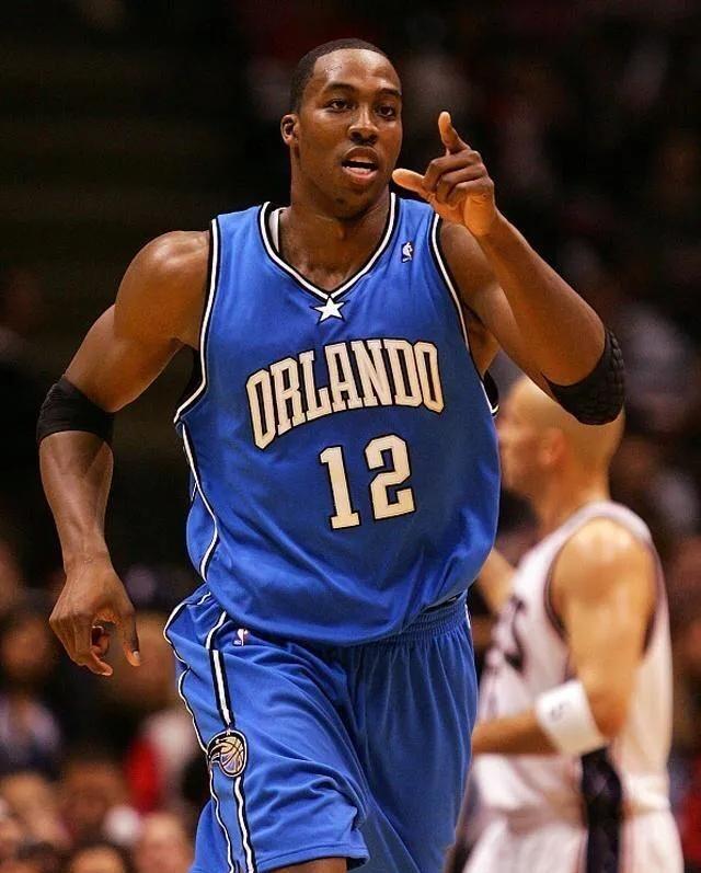 官方：阿森纳签下厄瓜多尔16岁双胞胎金特罗兄弟