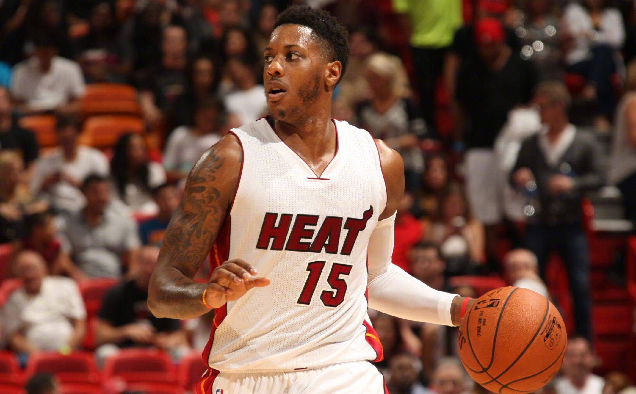 NBA：湖人詹姆斯全场37分