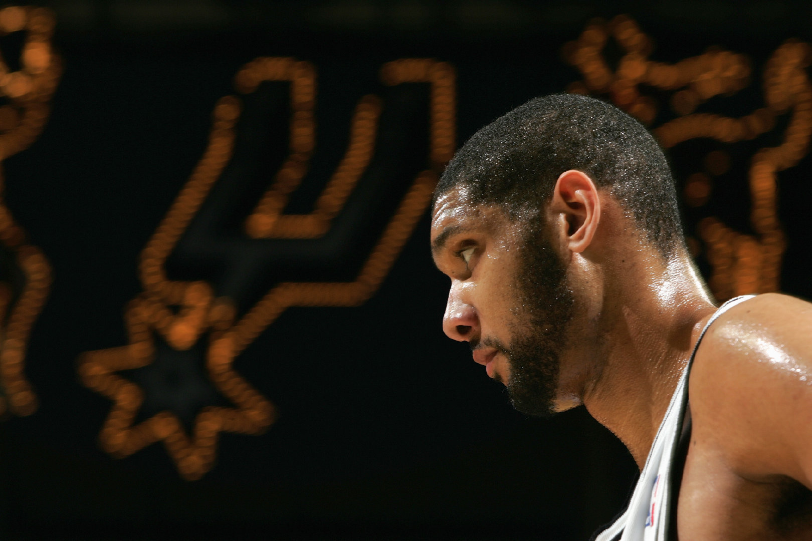 官方：米兰对阵恩泰拉的友谊赛将于11月14日18：30进行